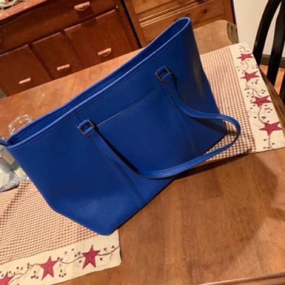 Michael Kors bag - Picture 5 of 8